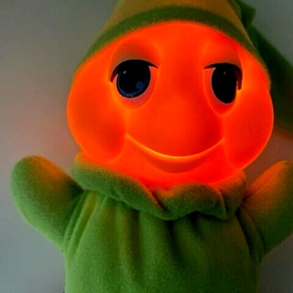 1982 hasbro preschool green gloworm with glow stick WORKING & extra stick - Picture 2 of 6